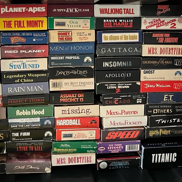 💫 Donated💫 Lot/8 MAKE ‘n OFFER Choose 8 VHS Movies 80’s 90’s 2000’s more - Picture 11 of 11